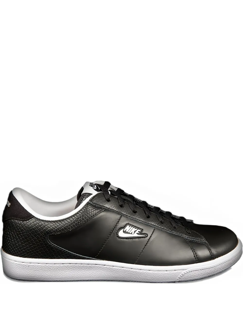 

Кеды SB Tennis Classic Supreme Black из коллаборации с Supreme Nike, черный