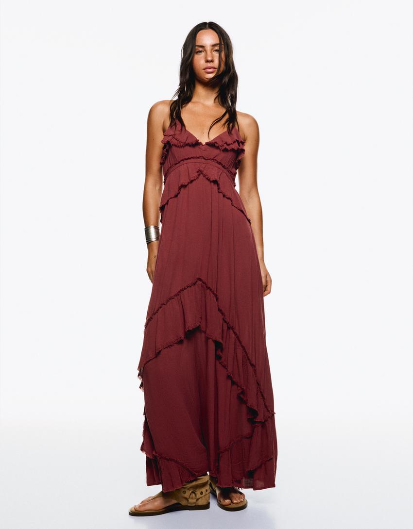 

Фактурное платье макси с оборками Bershka, бургундия