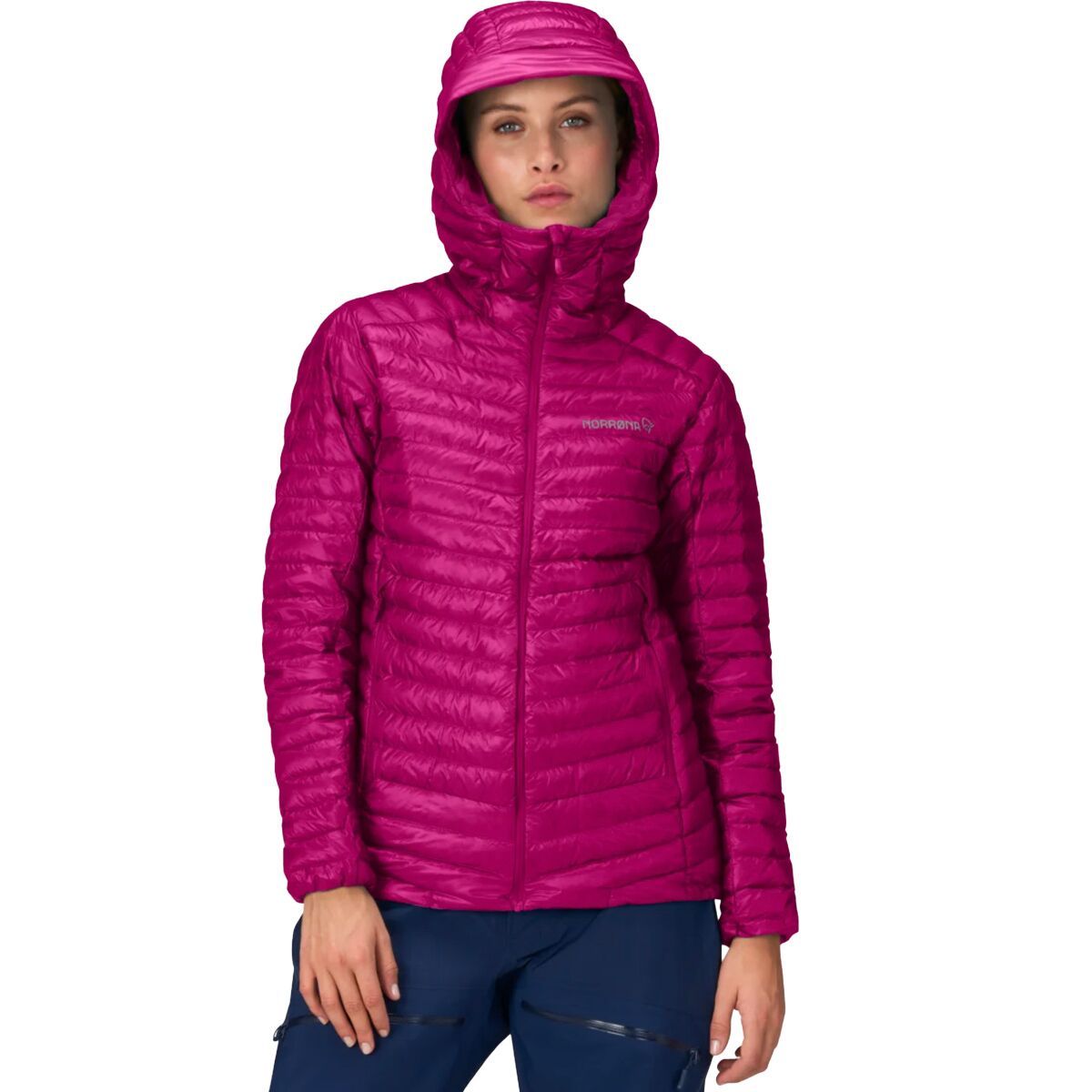 

Толстовка с капюшоном Trollveggen superlight down800 Norrona, цвет festival fuchsia