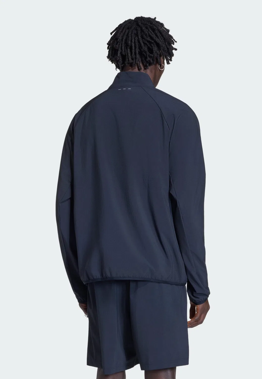 Куртка Adidas Originals Between-Season Jacket Tech Trefoil Essentials черного цвета — фото 3