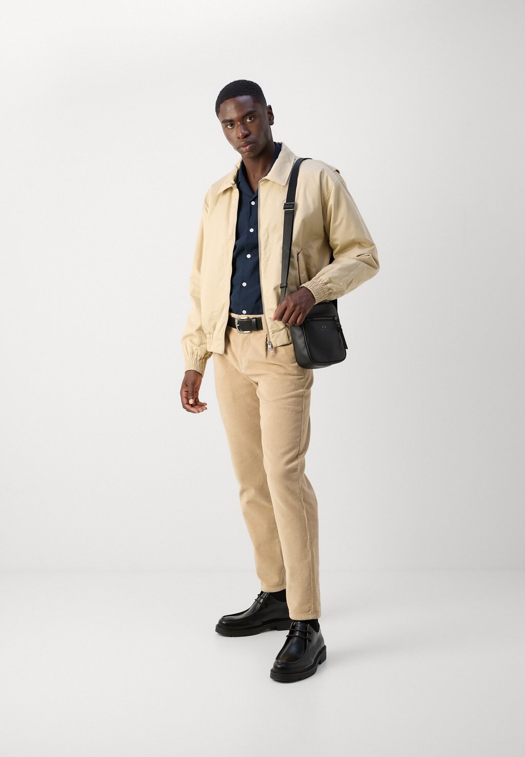 

Брюки INDICODE JEANS, песочный