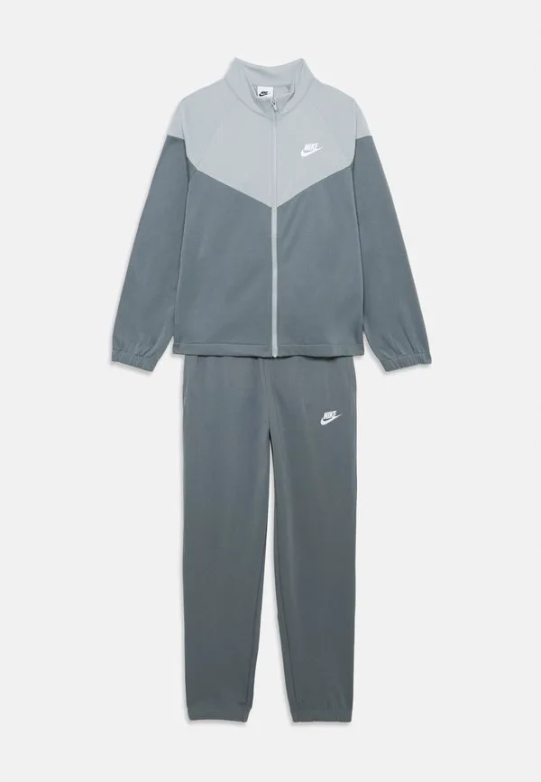 Унисекс спортивный костюм Nike Sportswear, Lt Smoke Grey/White — фото 3