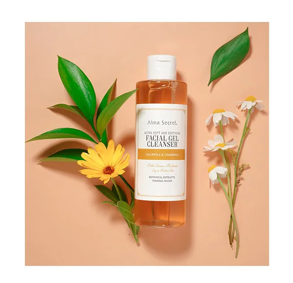 Гель для умывания Alma Secret — Нежный и успокаивающий очищающий гель Ultra Soft And Soothing Facial Gel Cleanser, 200 мл — фото 3