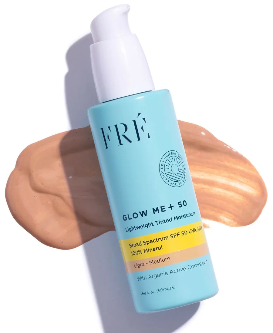GLOW ME + 50 Легкий тонирующий увлажняющий крем с минеральными частицами, SPF 50, 1,69 унции FRE, светлый-- medium — фото 3