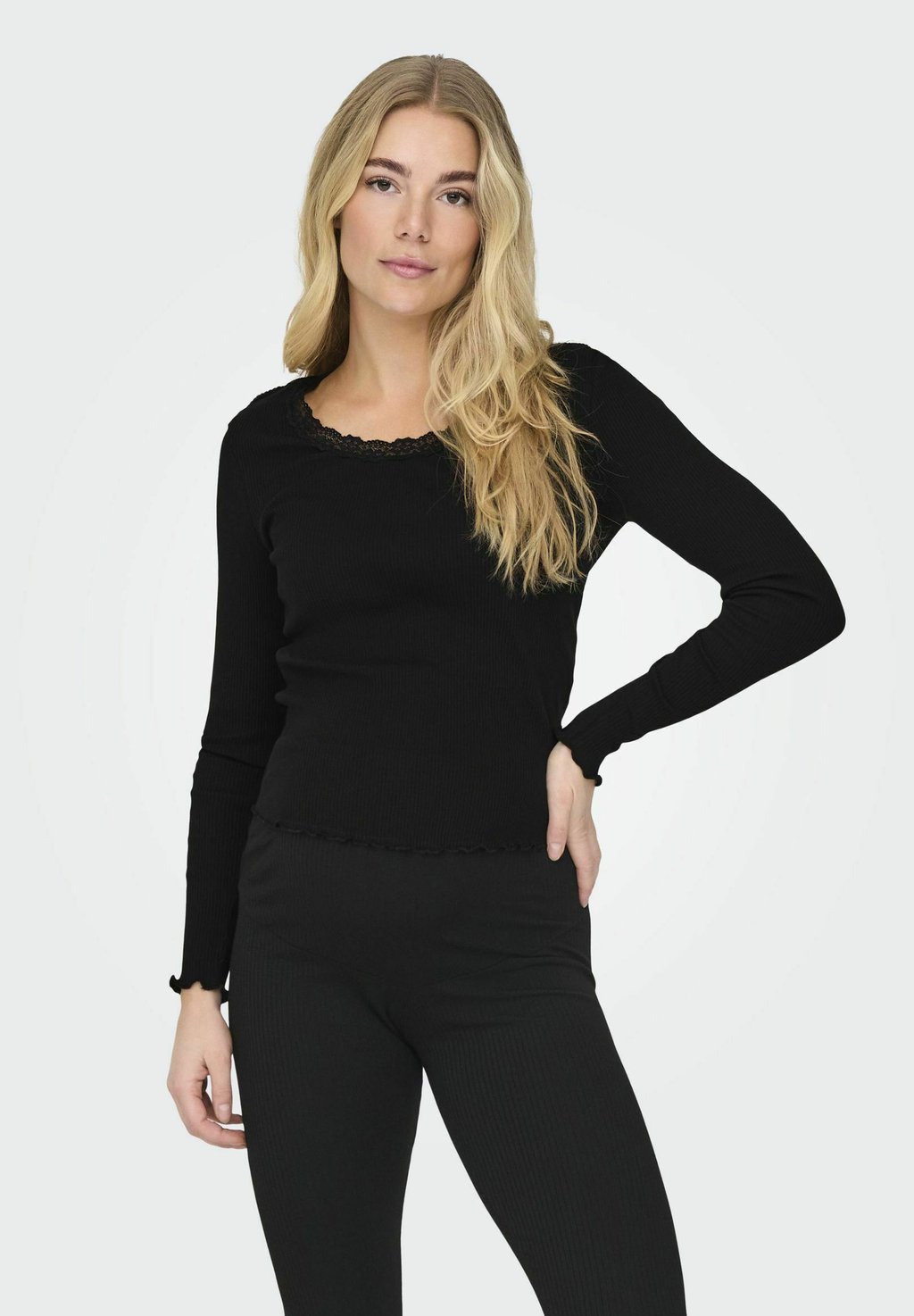 

Топ с длинными рукавами OLMXENA ONLY MATERNITY, черный