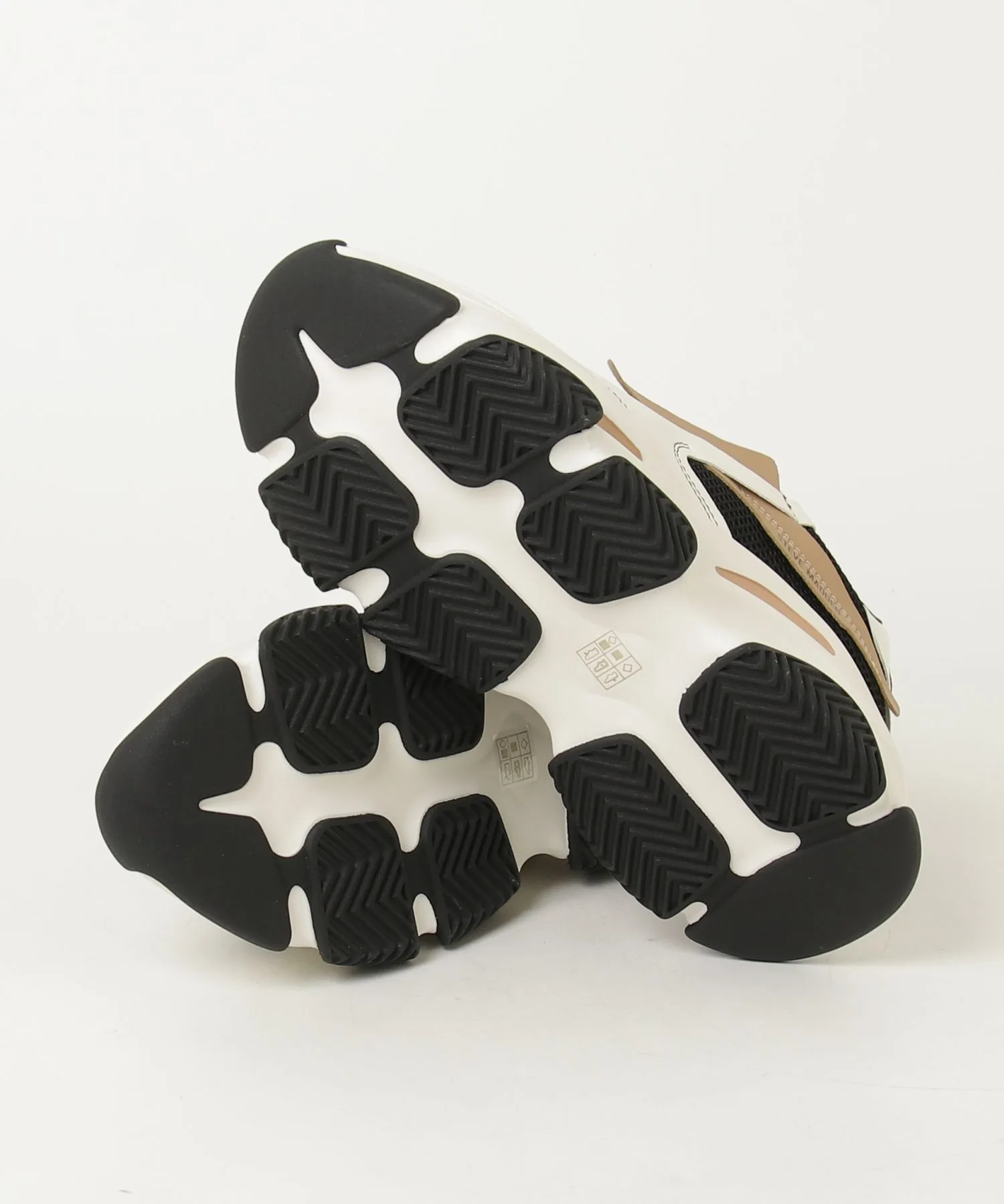 Мужские кроссовки с объемной подошвой POSSESSION-M-RS STEVE MADDEN черные — фото 3