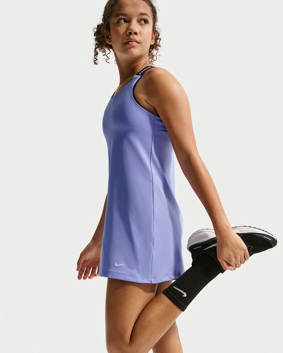 Детская (для девочек) тренировочная куртка Nike Pro Dri-FIT с полузамком, Light Thistle/Black/White — фото 4