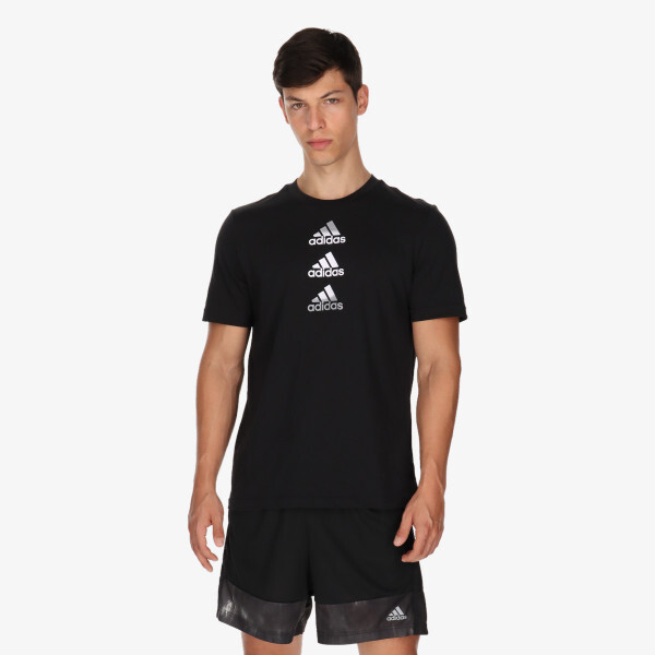 

Футболка создана для движения Adidas