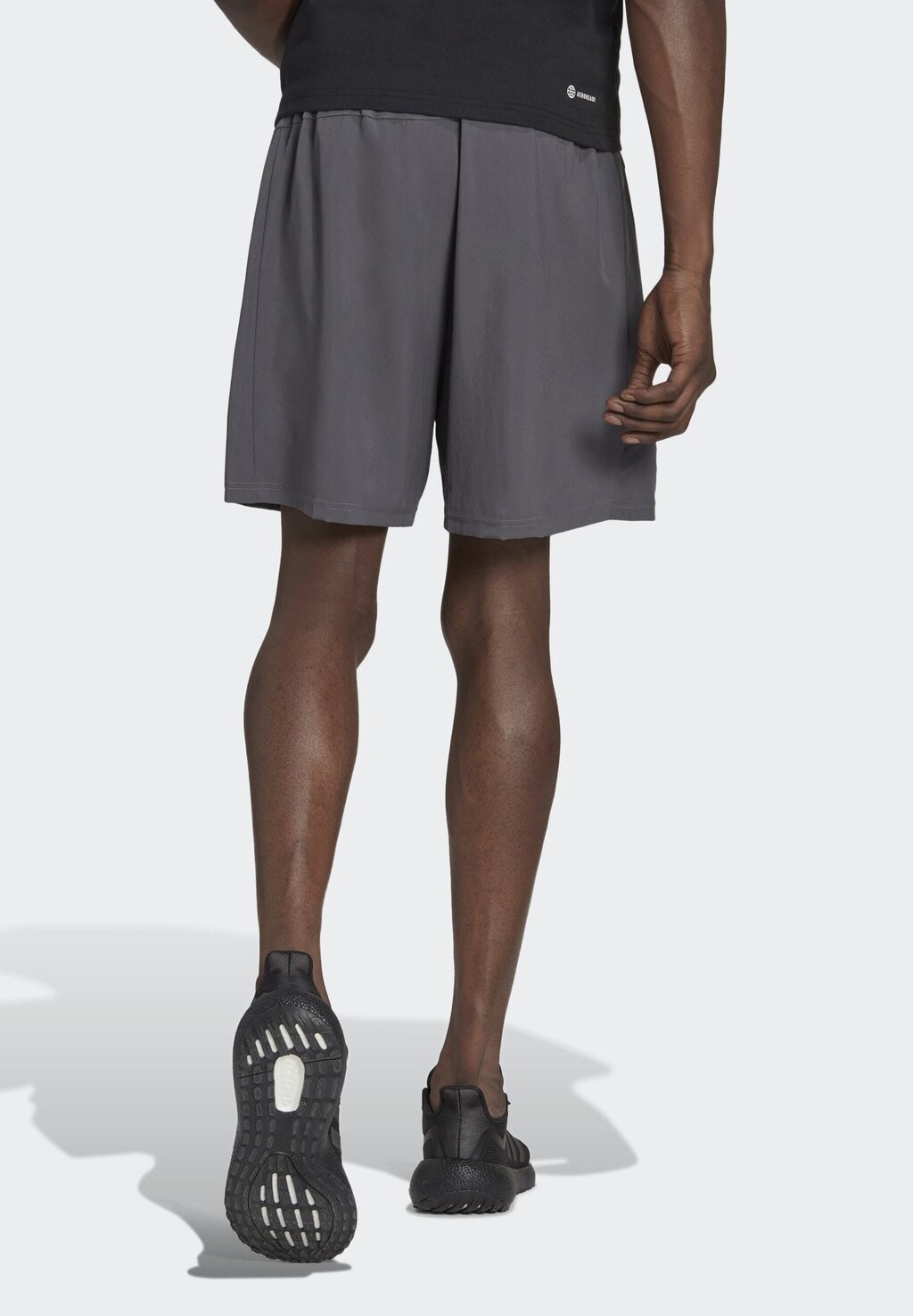 

Спортивные шорты Adidas, цвет Grey Five/Black