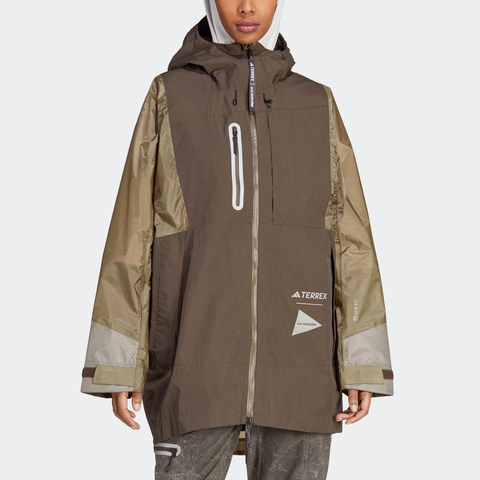 And Wander X TERREX X And Wander Ветровка Женская Темно-Оливковый Зеленый Adidas — фото 3