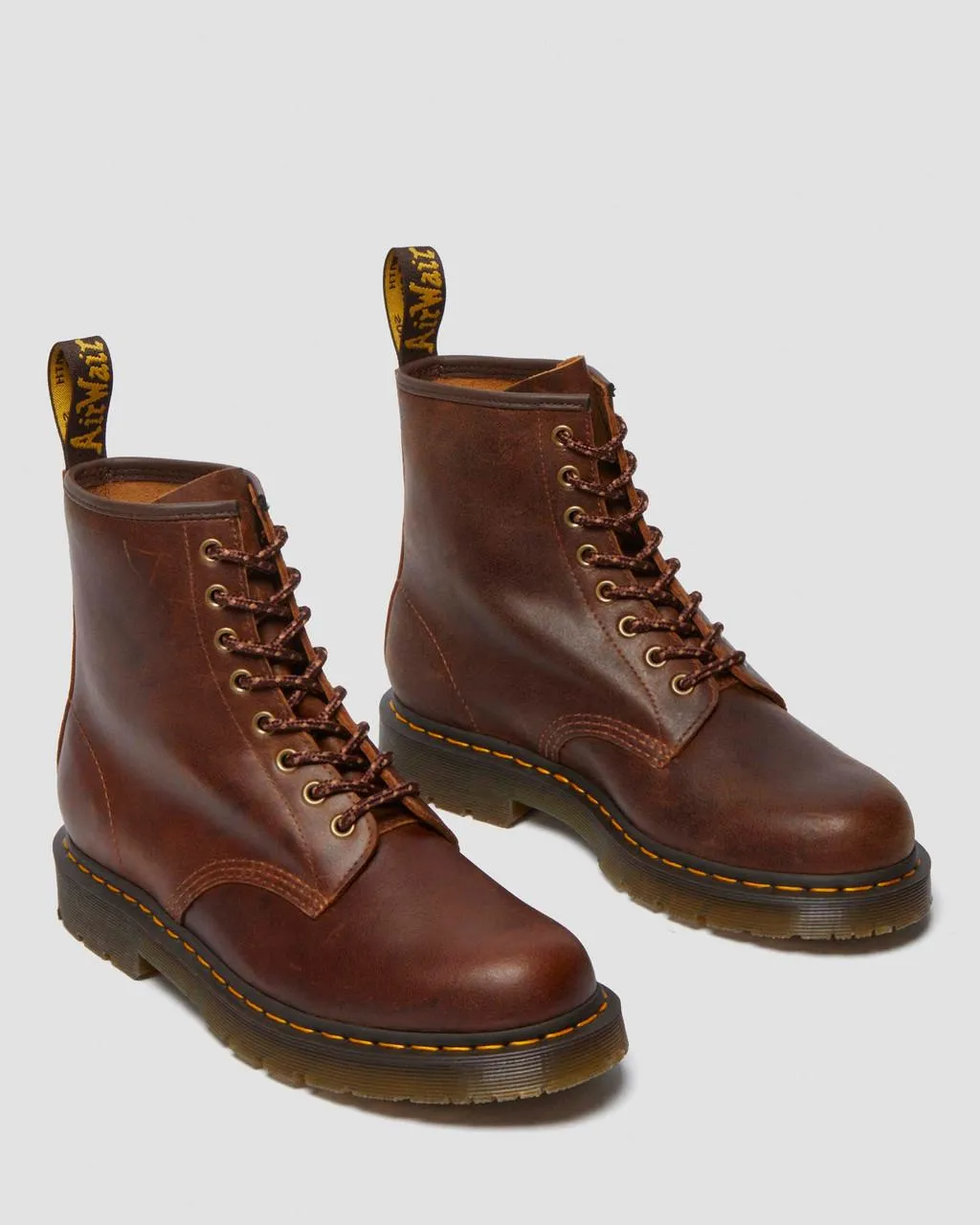 Ботинки кожаные Dr. Martens 1460 на шнуровке, темно-бежевый — фото 4