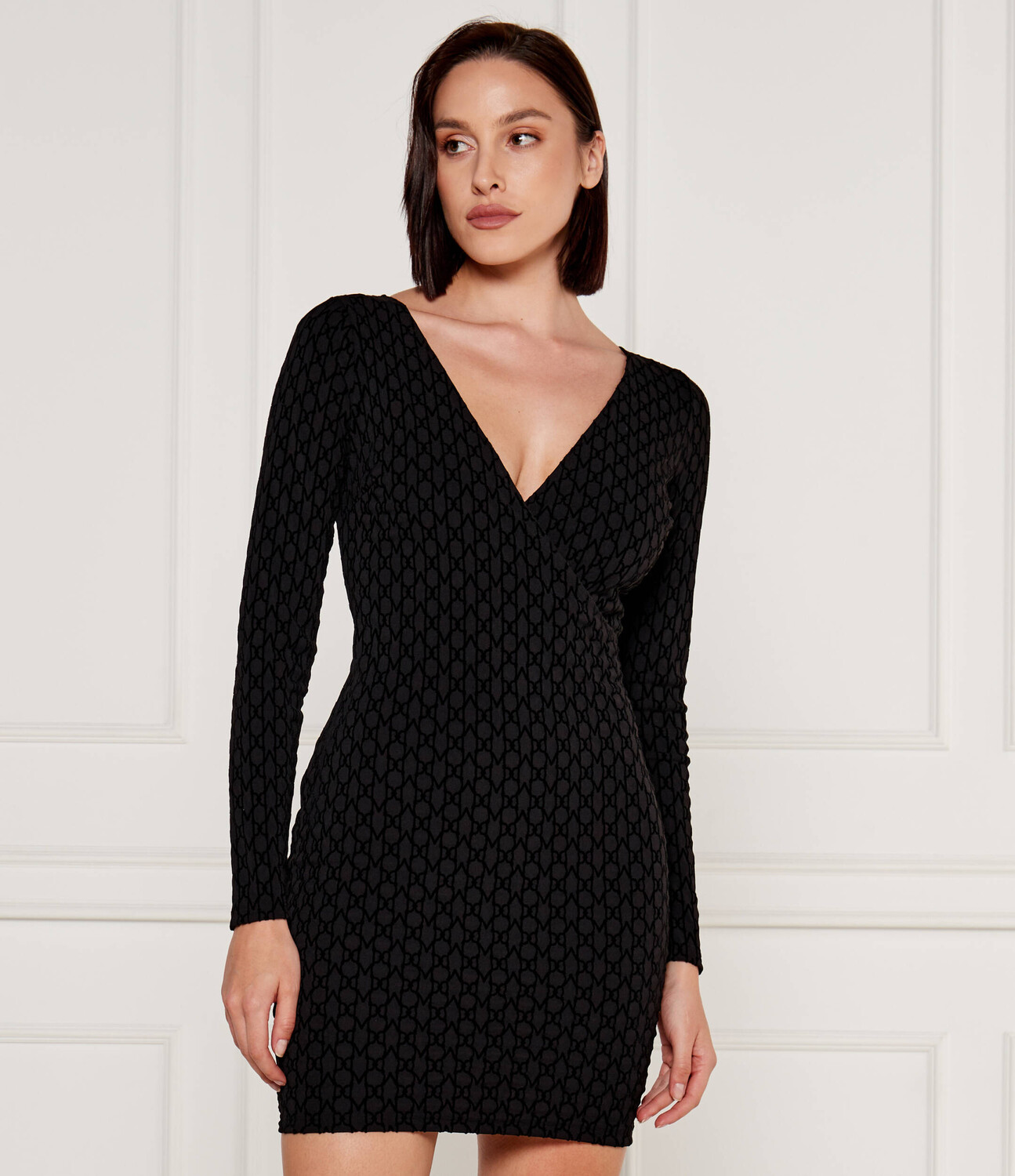 

Платье Marciano Guess ELECTRA, черный