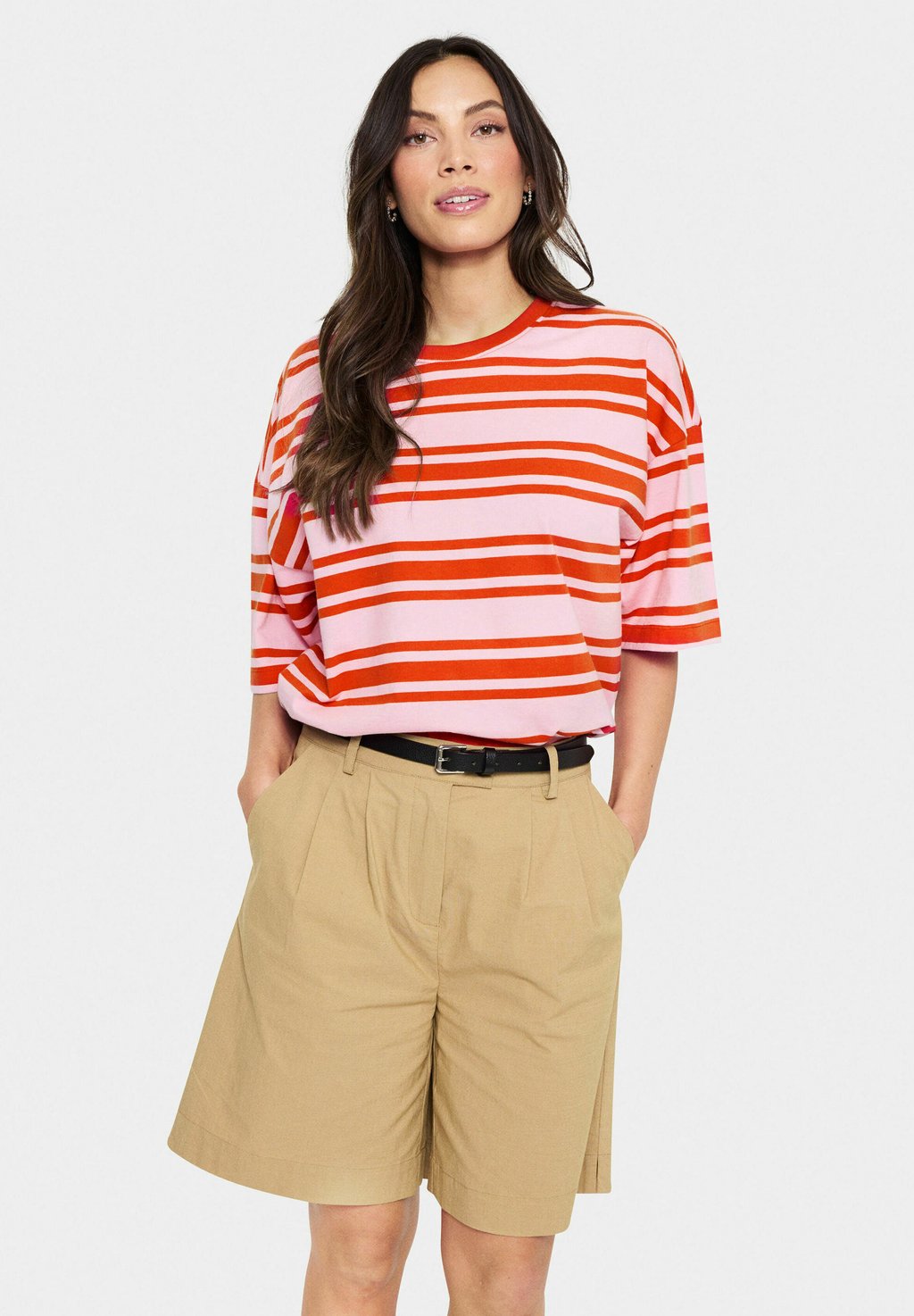 

Футболка с принтом HALLIA Saint Tropez, розовый