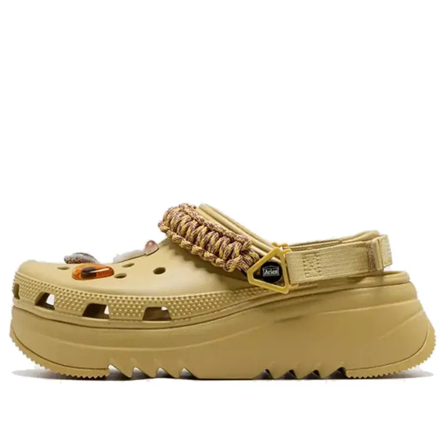 

Сандалии Crocs x Aries Classic Hiker Xscape Clog 'Desert Grass', желтый