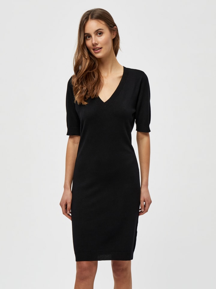 

Платье до колена minus, черный