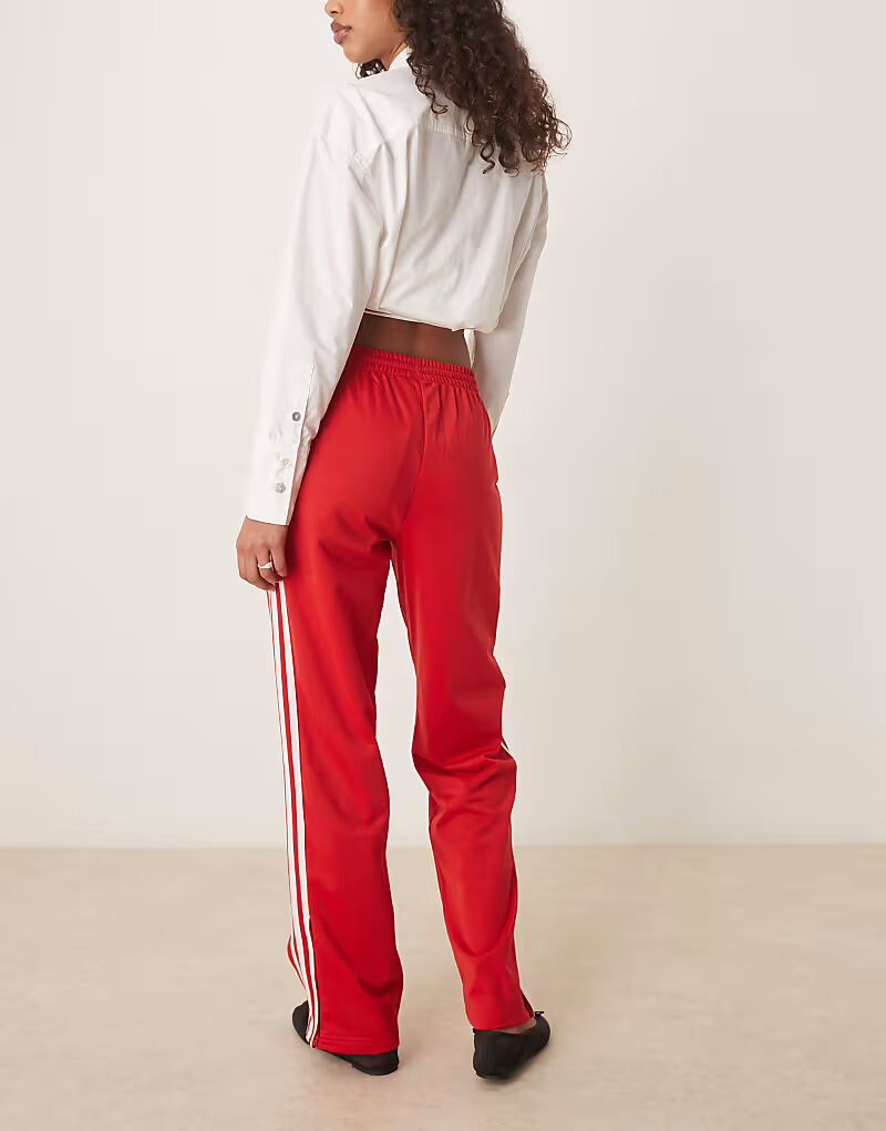 Спортивные штаны Adidas Originals Firebird красного цвета — фото 4