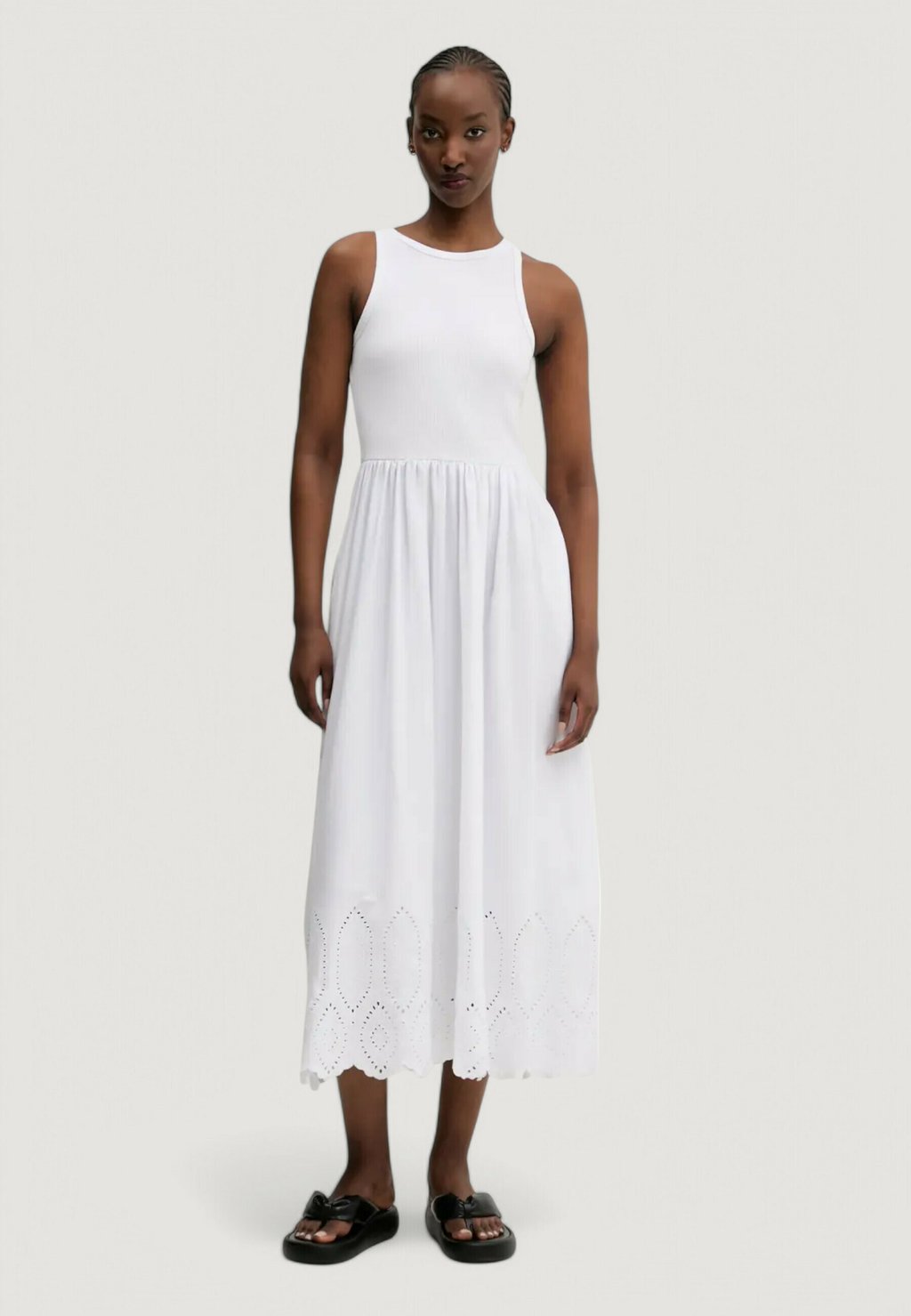 

Повседневное платье VEST_DIJON 25SWVK58 Desigual, белый