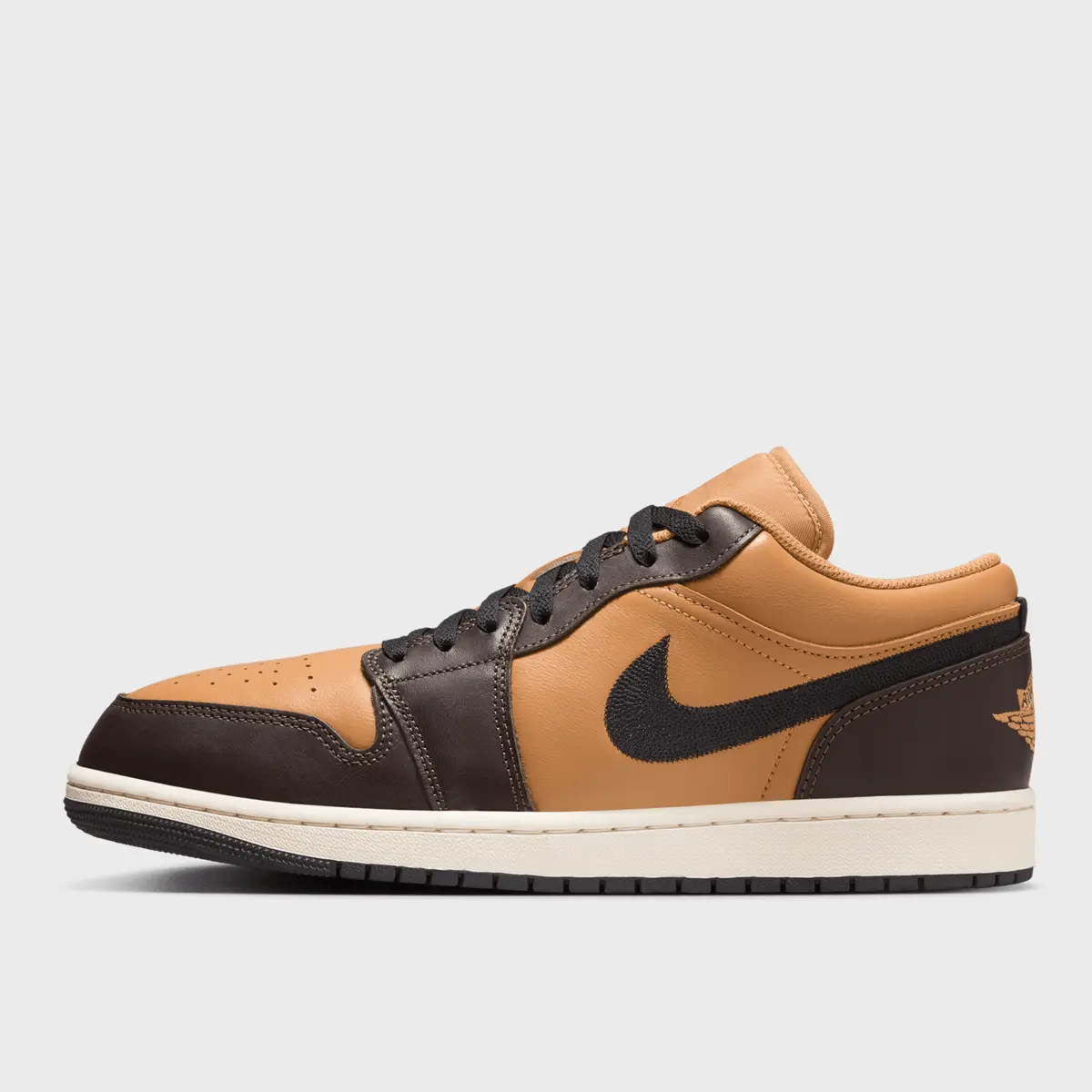 

Кроссовки Jordan Air Jordan 1 Low SE, бежевый/коричневый