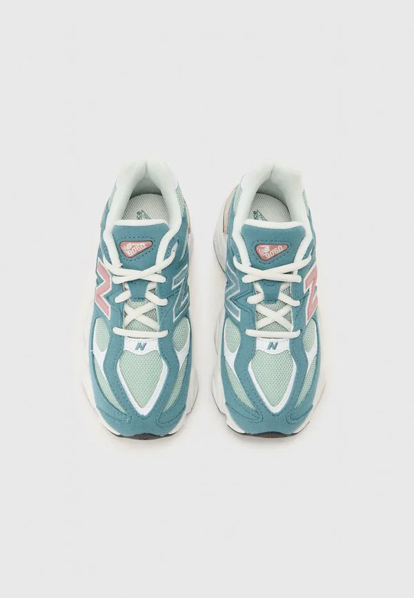 9060 кроссовки унисекс New Balance, Salt Water/Rosewood — фото 4
