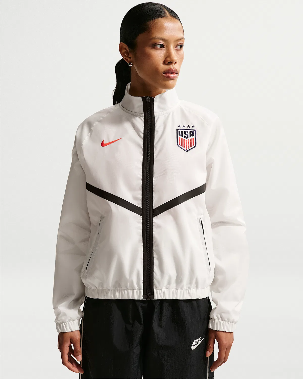 Женская куртка Nike Dri-FIT Soccer Anthem Jacket USWNT, Sail/Black/Challenge Red