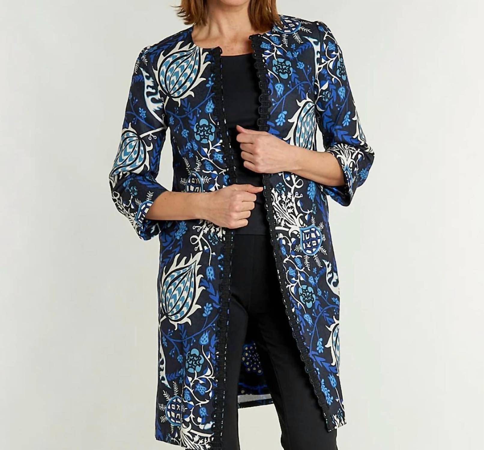 

Куртка Sandpiper в цвете Frolic Black CK BRADLEY