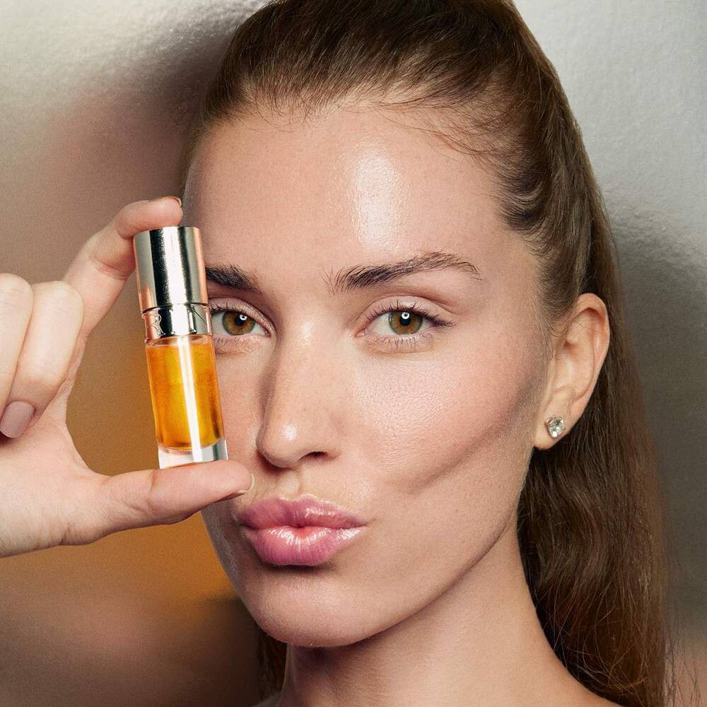 Увлажняющее масло Clarins Lip Comfort, цвет Honey — фото 4