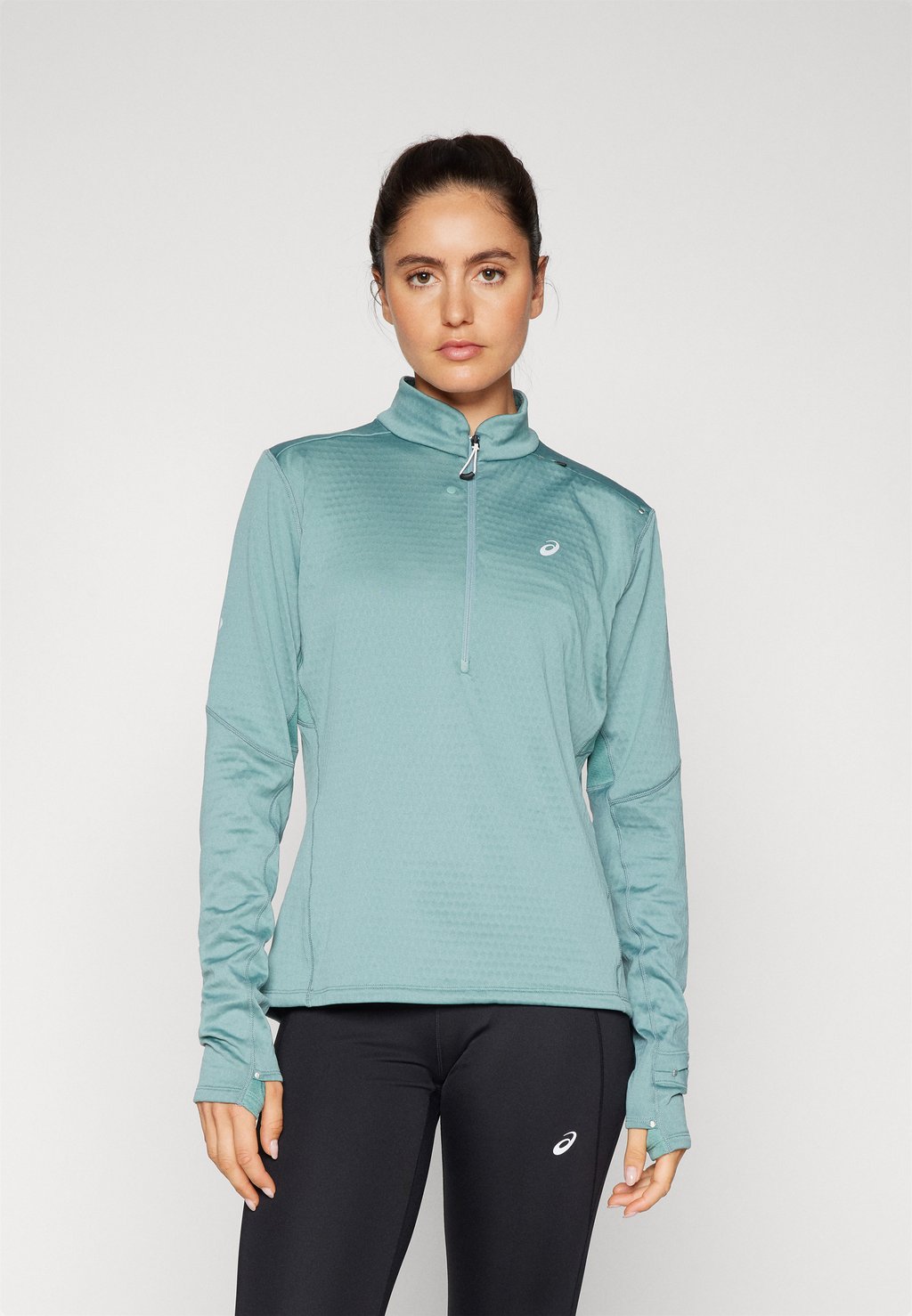 

Топ с длинными рукавами ROAD WINTER 1/2 ZIP MID LAYER ASICS, светло-голубой