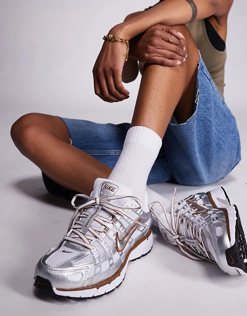 Кроссовки унисекс Nike P-6000 серебристого и коричневого цветов — фото 3
