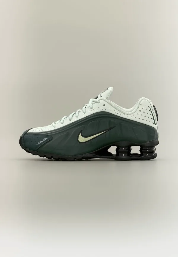 Кроссовки shox r4 унисекс Nike Sportswear, Black Spruce/Olive Aura/Spruce Aura/Black