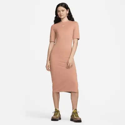 

Платье Nike Sportswear Essential, цвет Terra Blush/Sail