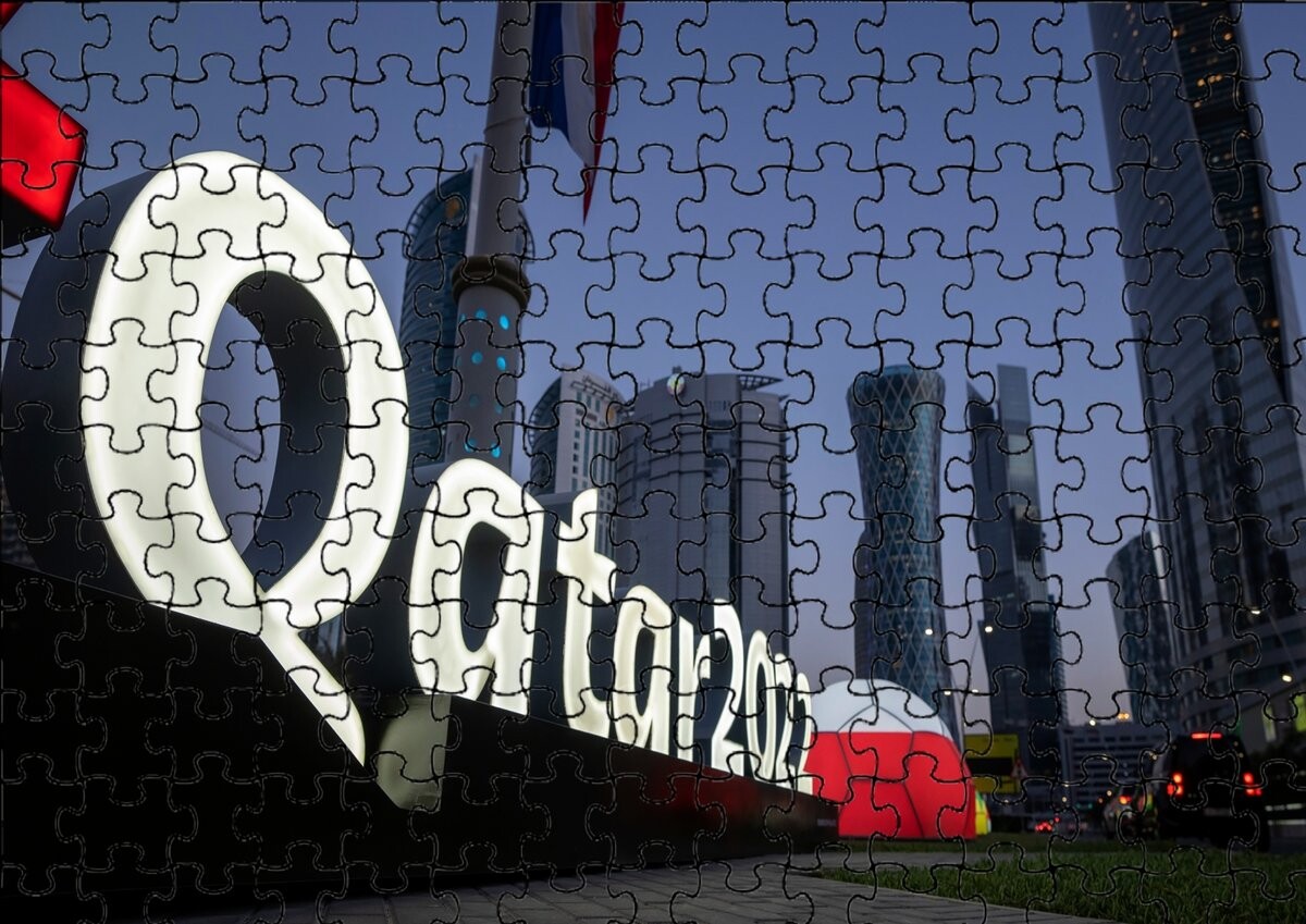 

Пазл 110 деталей: Quatar Fifa 2022 + Сумка с принтом bez marki