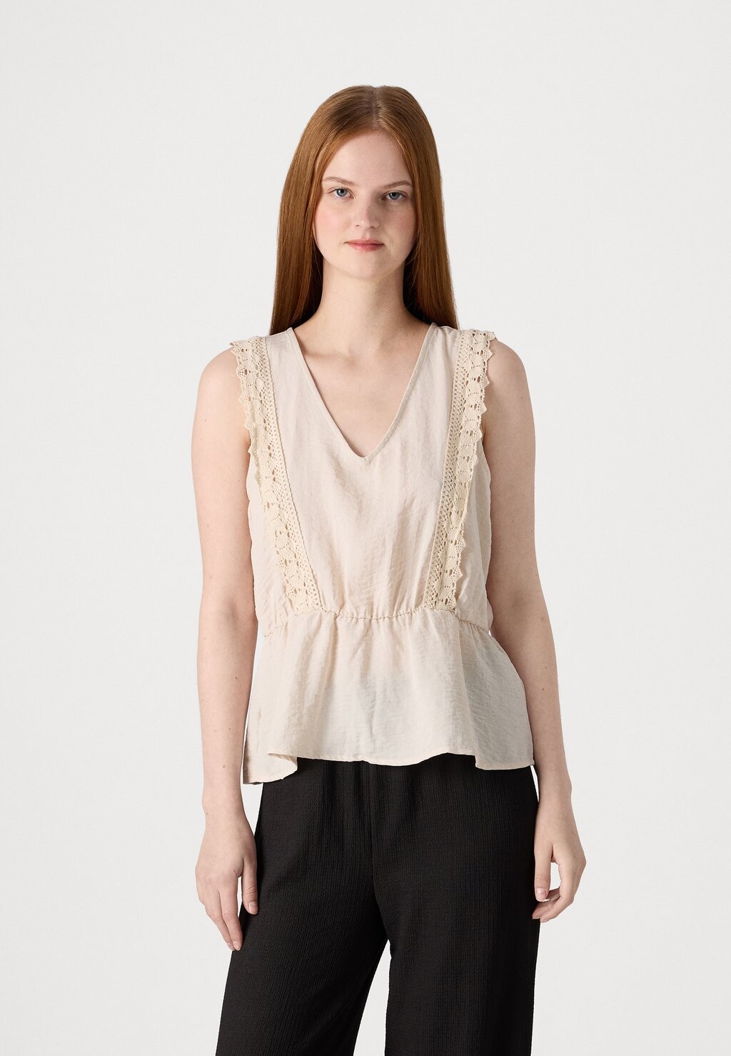 

Блузка Peplum JDY, песочная ракушка