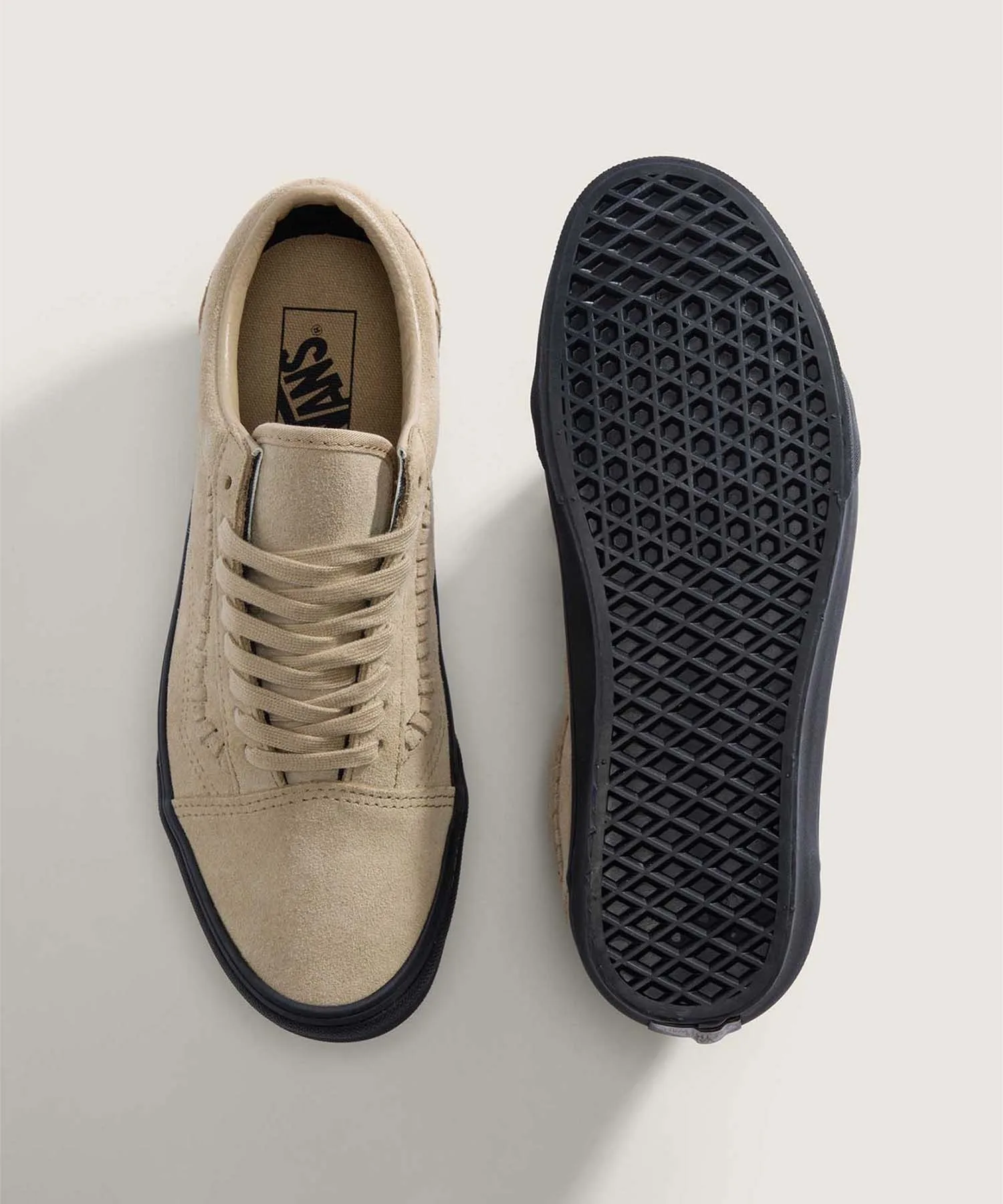 Кроссовки из натуральной кожи Old Skool Crafted Stripe VANS бежевые — фото 3