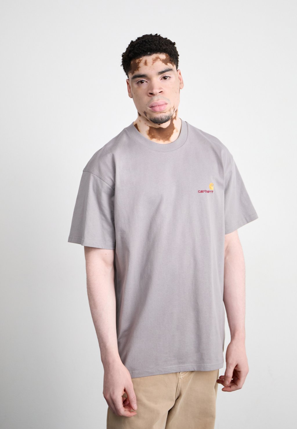 

Базовая футболка AMERICAN SCRIPT Carhartt WIP, серый