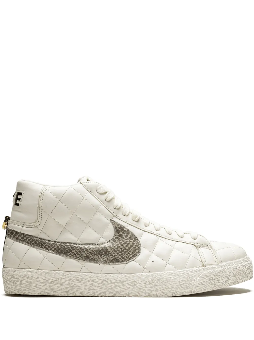 

Кроссовки Blazer SB Supreme Nike, розовый