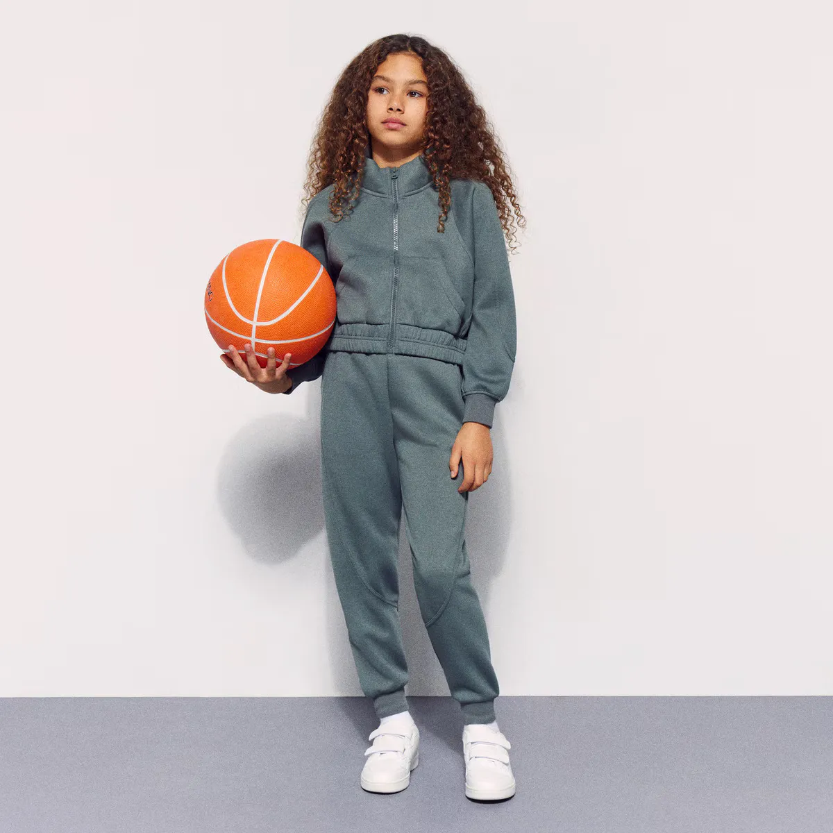 

Бумеранг для девочек Sportcasual длинные брюки Boomerang, темно-зеленый