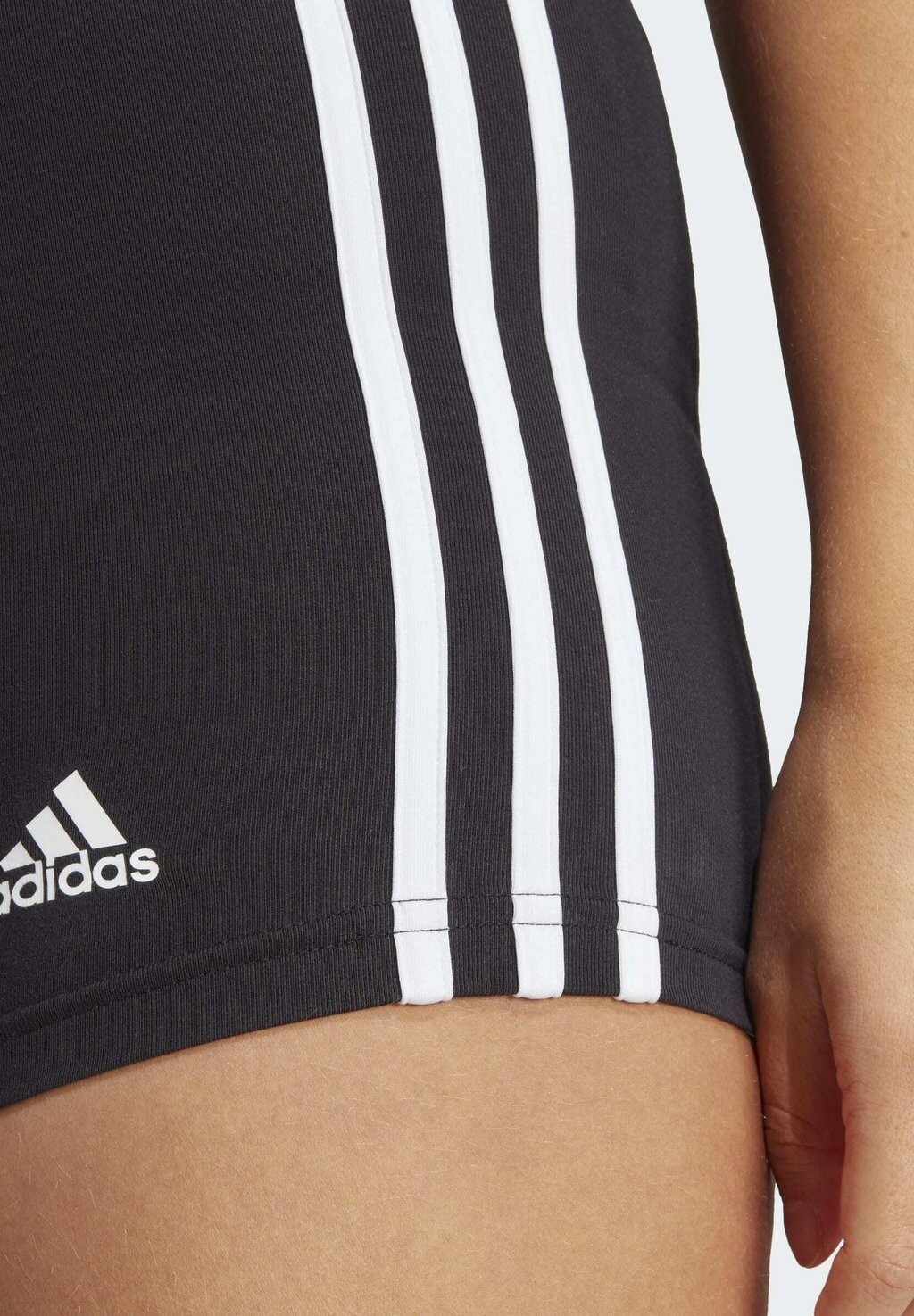 

Шорты W 3S Bt Sho adidas Sportswear, черный/белый