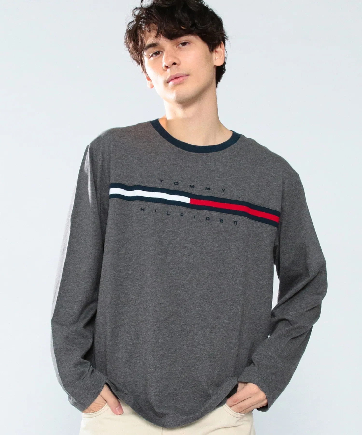 Унисекс футболка Tommy Hilfiger с логотипом, хлопковая, серая