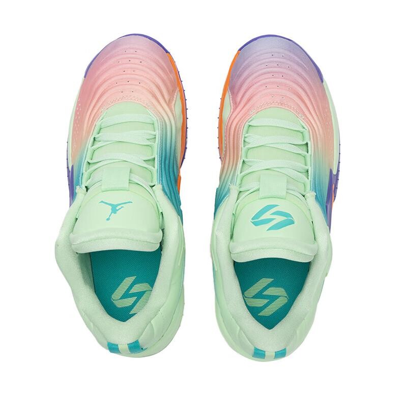 Детские баскетбольные кроссовки Jordan Luka 3 GS Low-top — фото 3