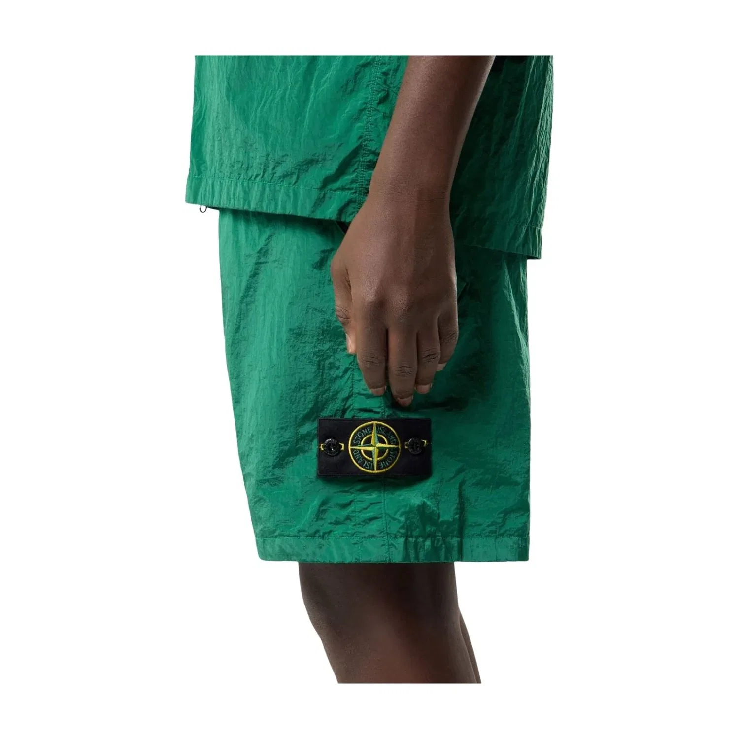 Нейлоновые металлические шорты ECONYL 'Малахит' STONE ISLAND L100008 , зеленый — фото 3