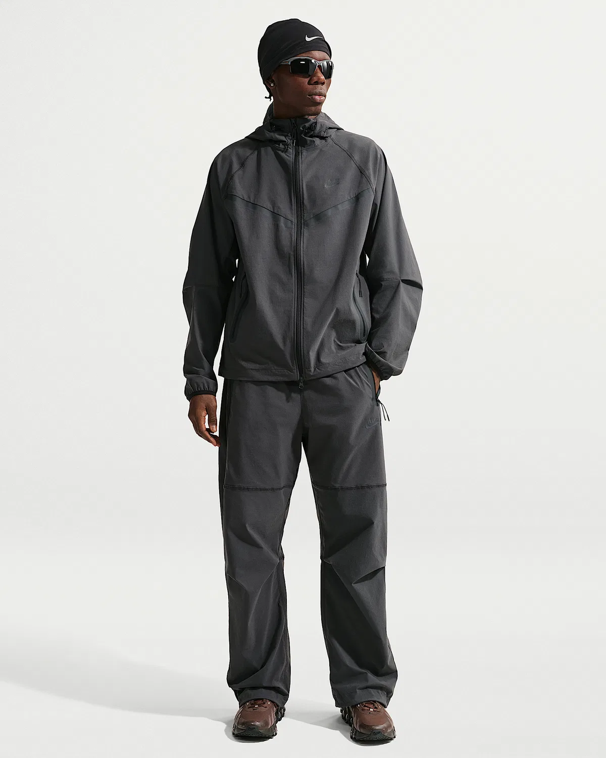 Мужские спортивные штаны Nike Tech Dri-FIT Woven, Anthracite/Anthracite/Black