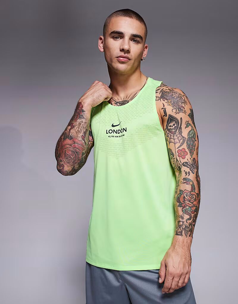 

Майка Nike Running Stride City Marathon зеленого цвета