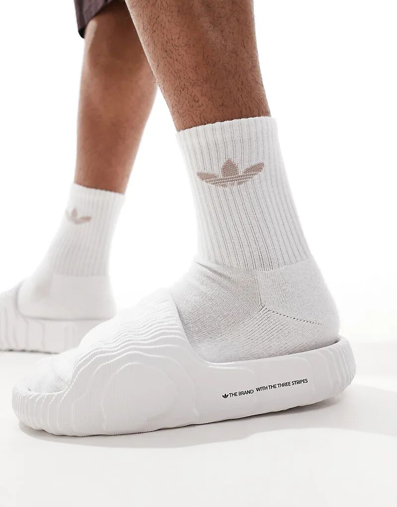 Шлепанцы Adidas Originals Adilette 22 белого цвета — фото 3