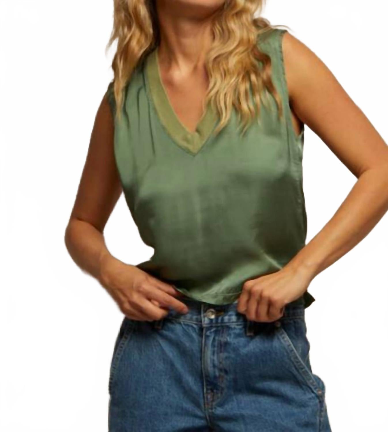 

Сатиновая блузка с V-образным вырезом Celina в цвете алоэ PERFECTWHITETEE, Aloe