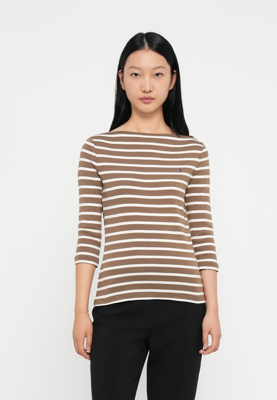 

Топ Tommy Hilfiger NEW CODY SLIM BOAT, Nordic Taupe/Ecru/Brown