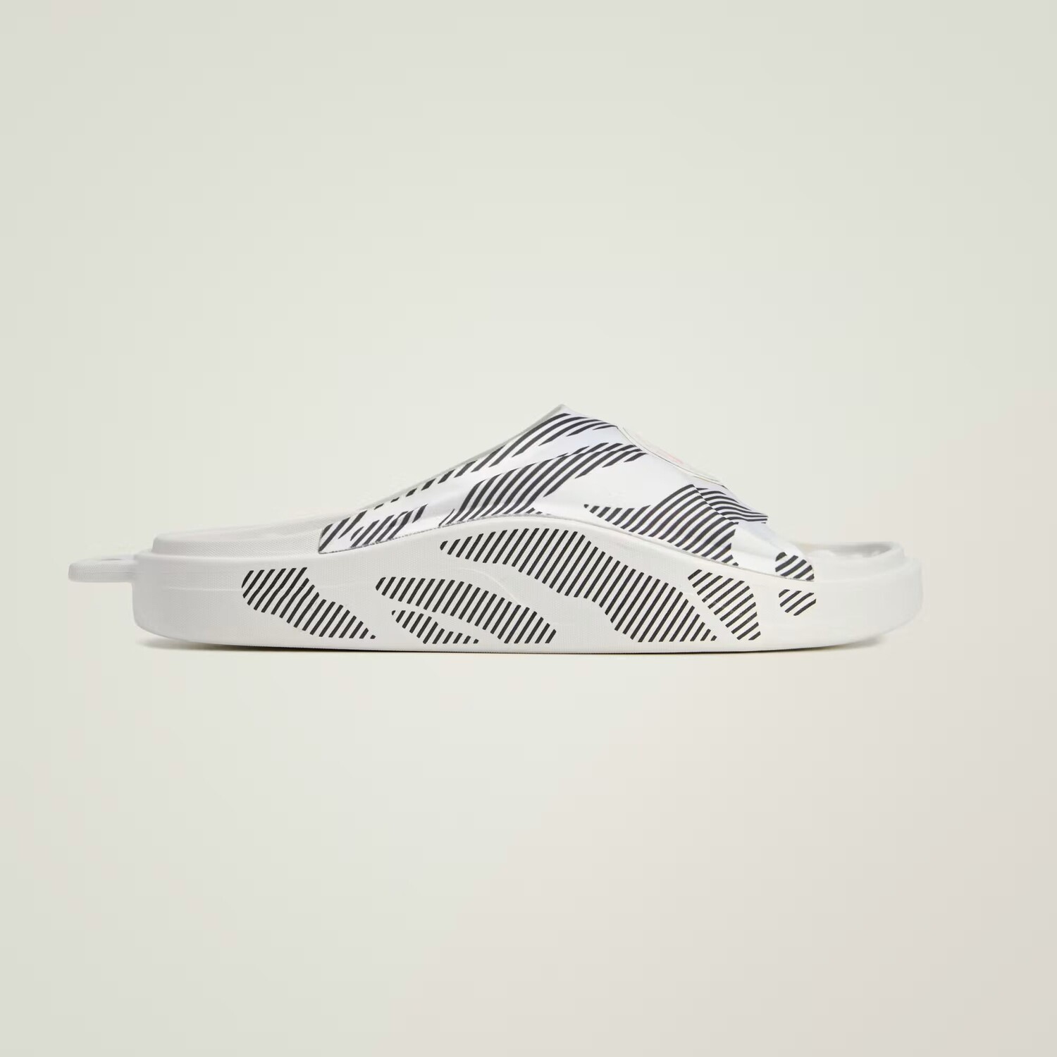 

aSMC Шлепанцы Adidas, цвет Cloud White/Cloud White/Core Black