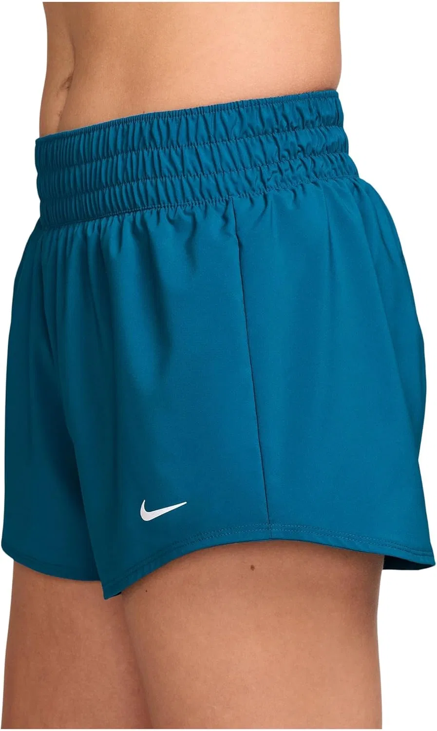 Шорты женские Nike Dri-FIT, цвет Green Abyss/Reflective Silver — фото 2