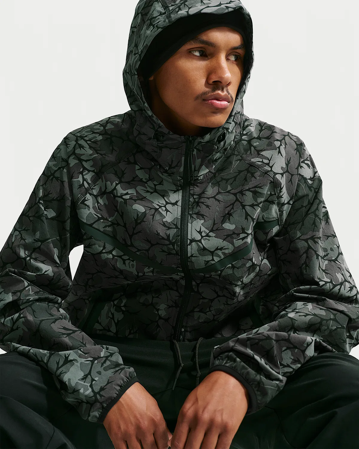 Мужская ветровка Windrunner на полной молнии Nike Tech, Black/Black — фото 3