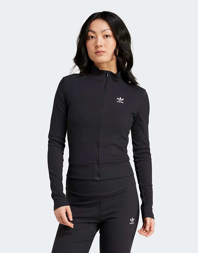 

Черный спортивный топ adidas Originals Essentials