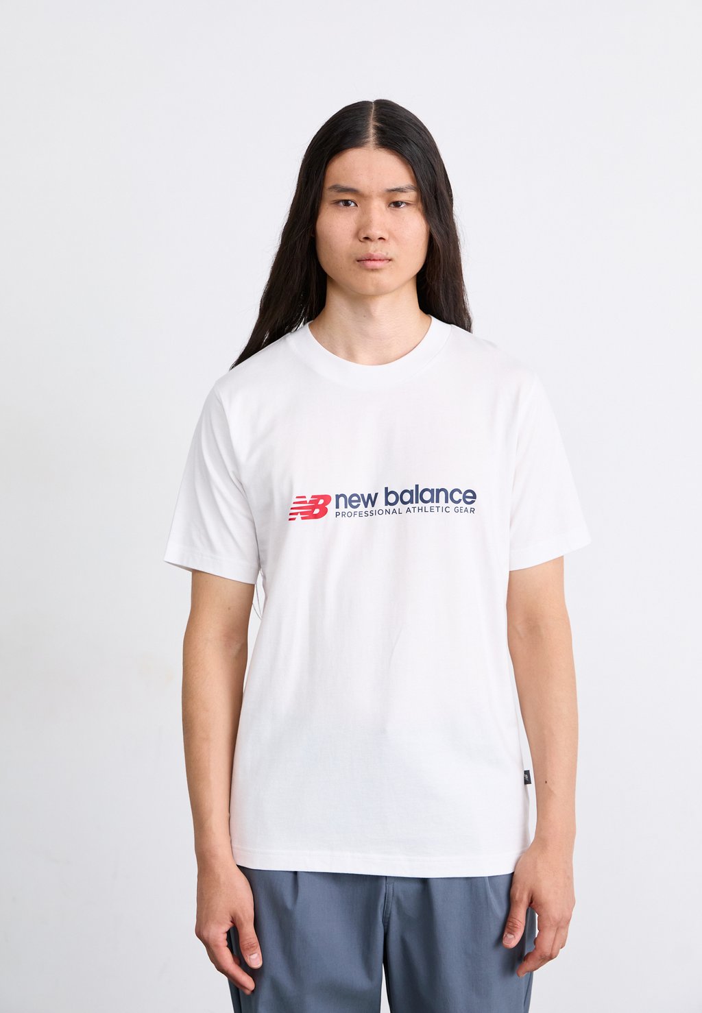 

Футболка с принтом PROFESSIONAL ATHLETICS New Balance, белый